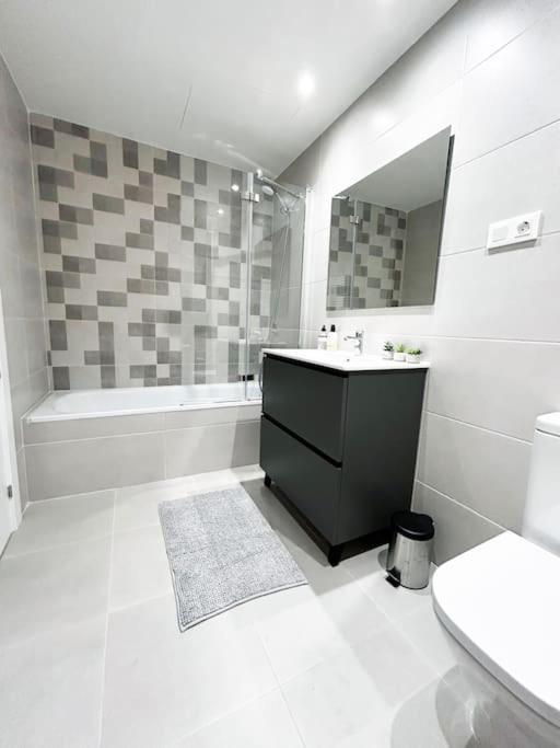 Apartamento De Cuatro Habitaciones En Talavera 탈라베라 데 라 레이나 외부 사진